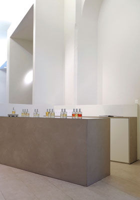 Biehl Parfumkunstwerke Counter