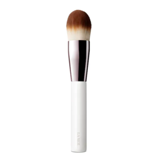 The Foundation Brush